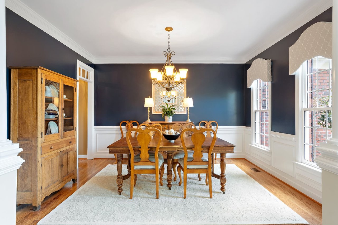 3513 Kings Farm Drive