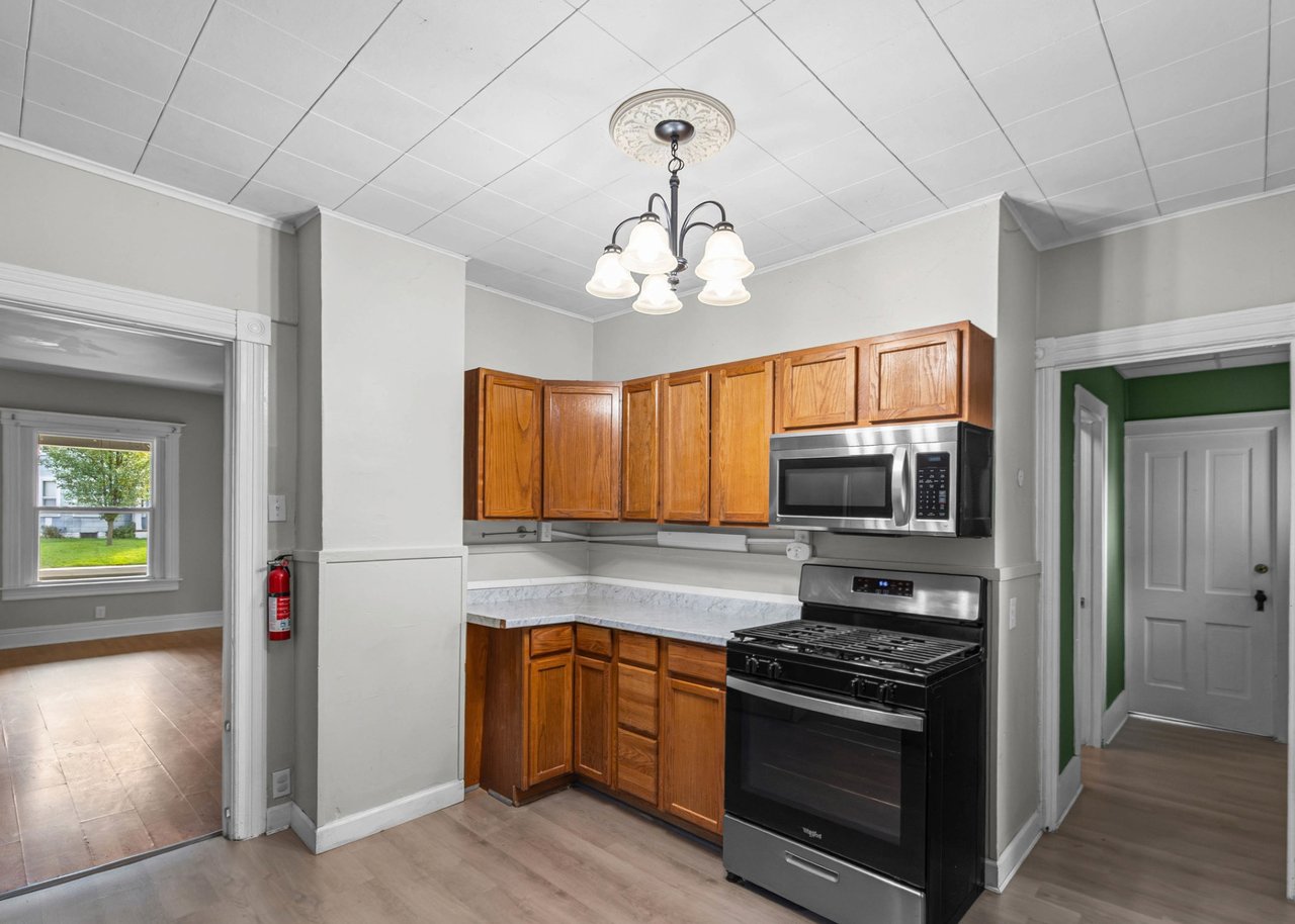 194-196 Pulteney St Geneva NY | 2-Unit Duplex for Sale