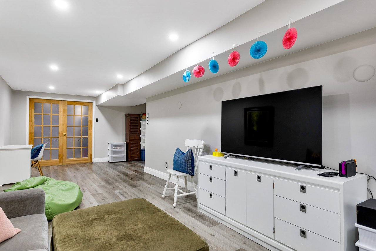 2006 Glenada Crescent Unit 7