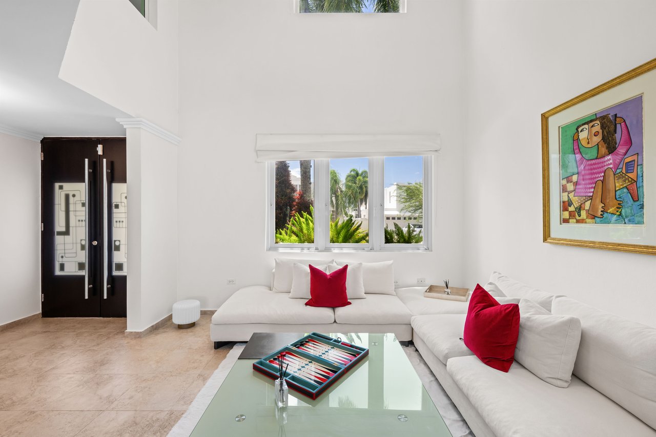 Urb. Estancias Reales | Guaynabo, P.R.
