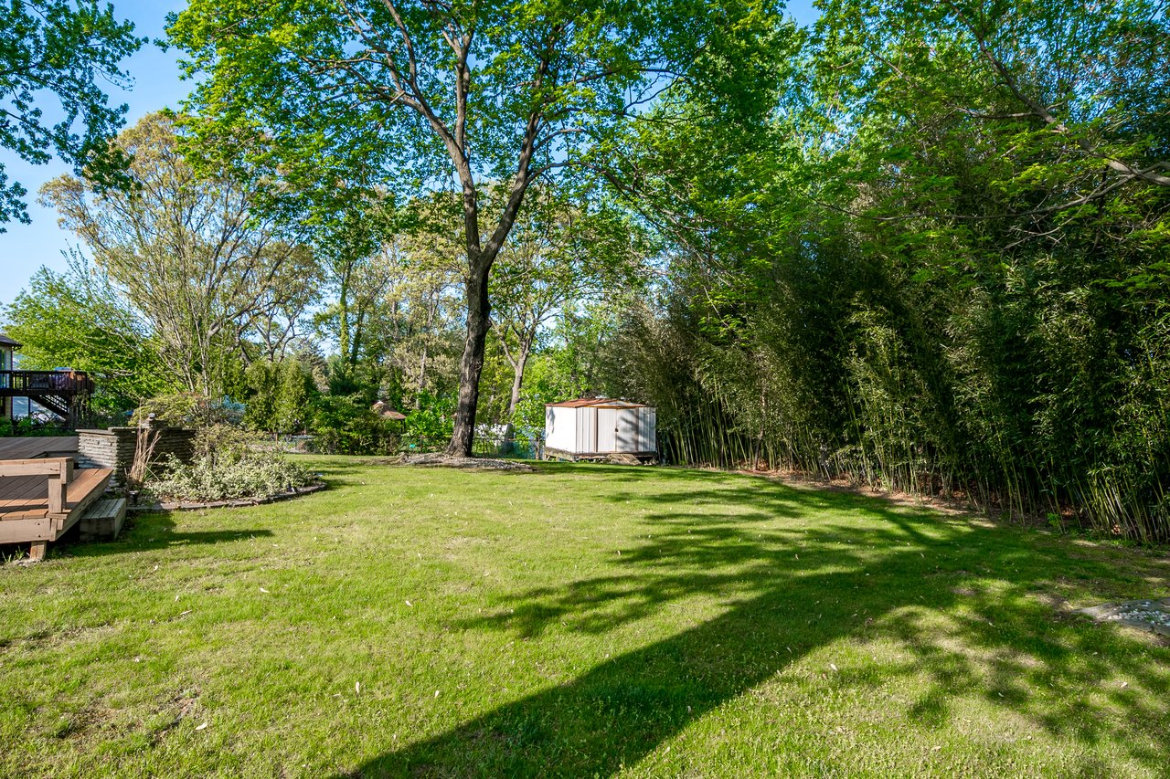 12 Sherry Rd
