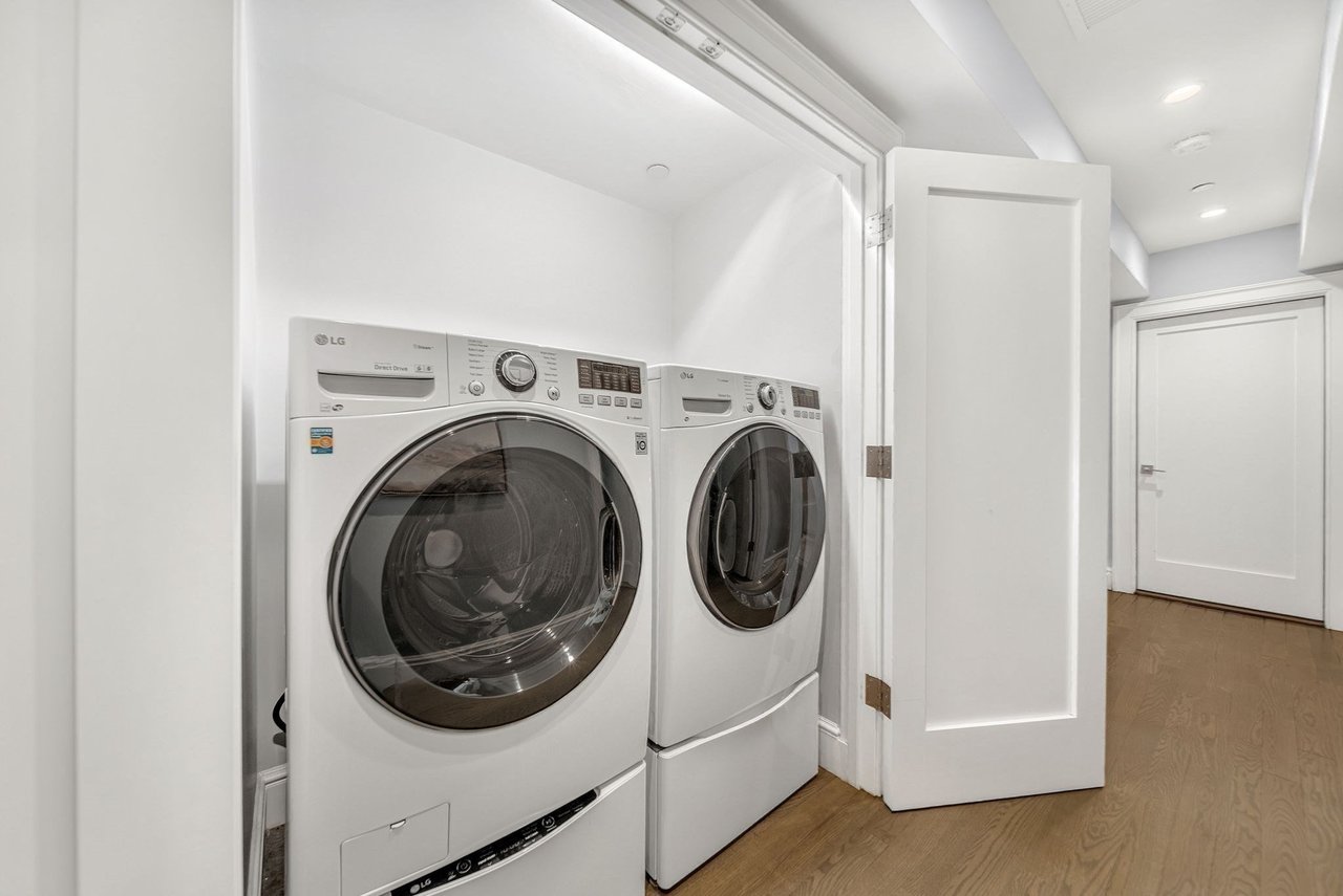 327-329 Shawmut Ave. Unit 1