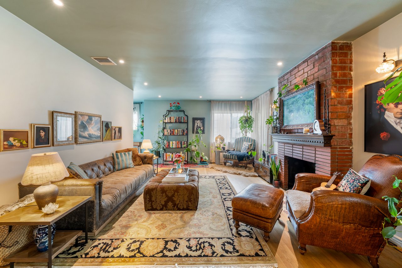 6262 Saylin Lane