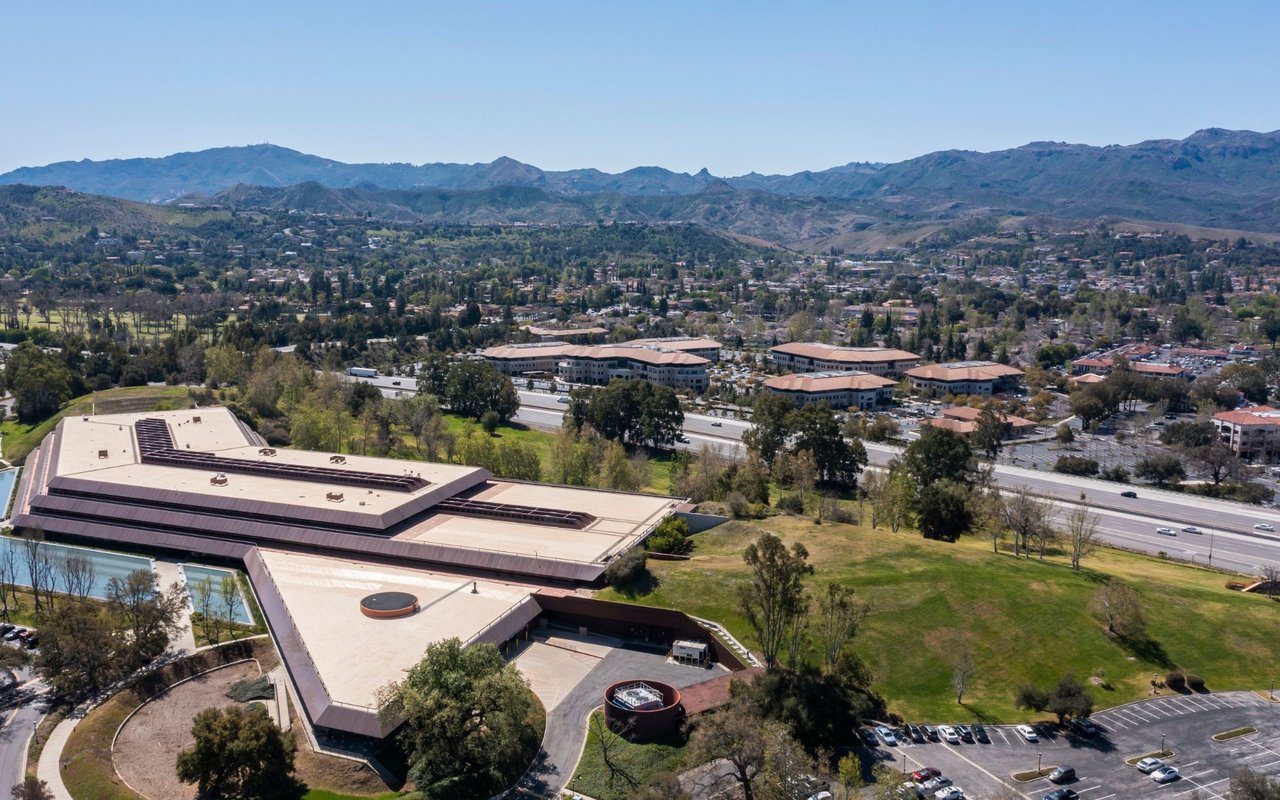 Thousand Oaks
