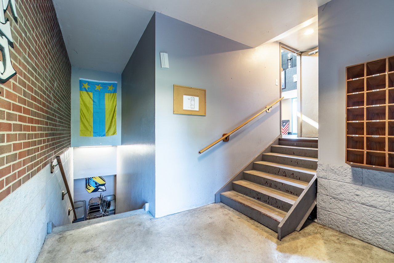 Ball State Greek House Goes to Public Auction