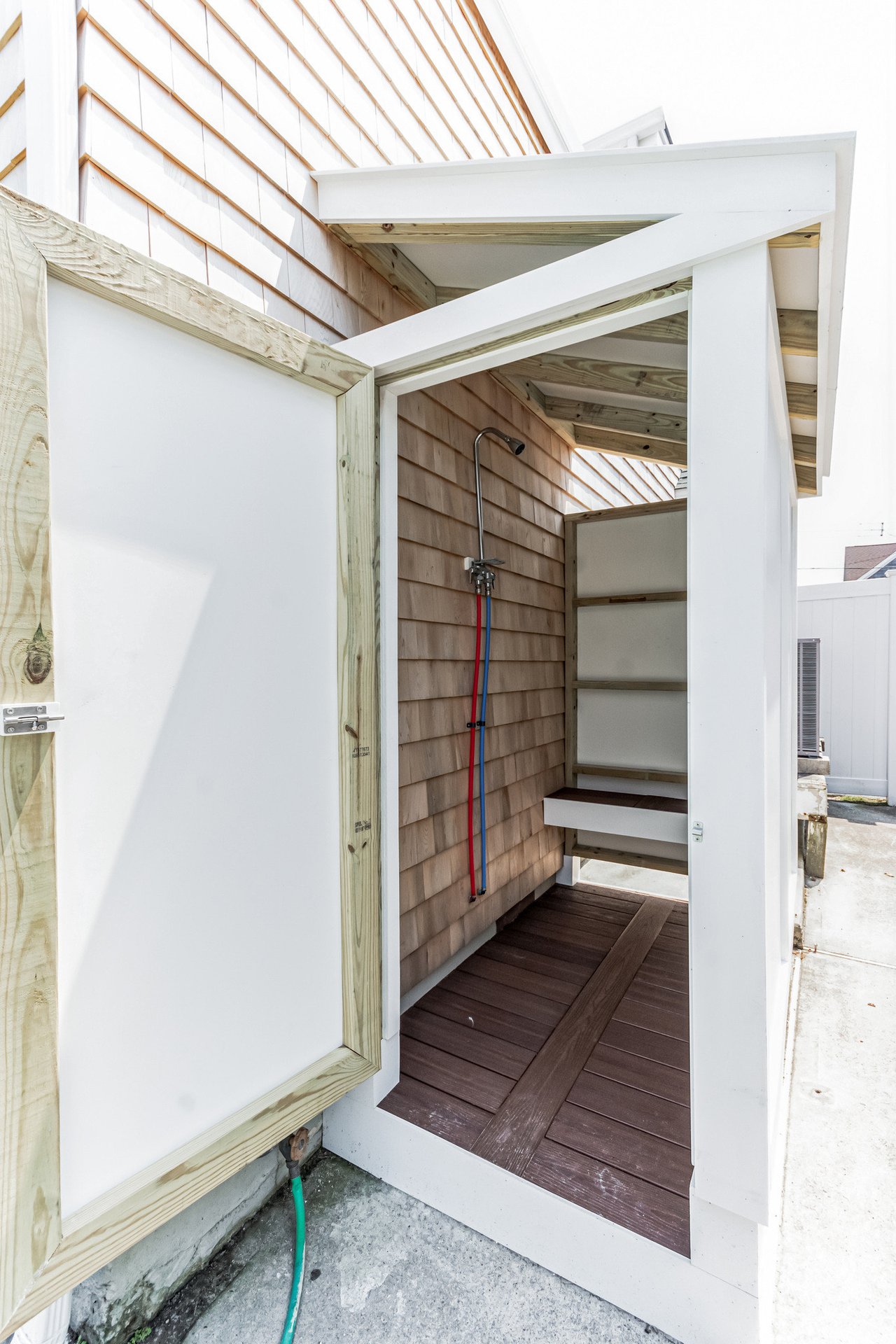 #26 Spacious Shore Colonial