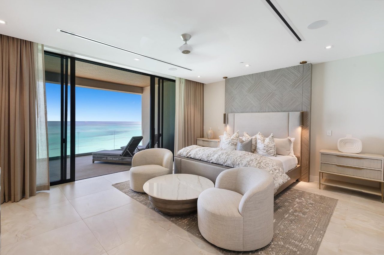 Aqualina Beach Front Apartment, 1103 