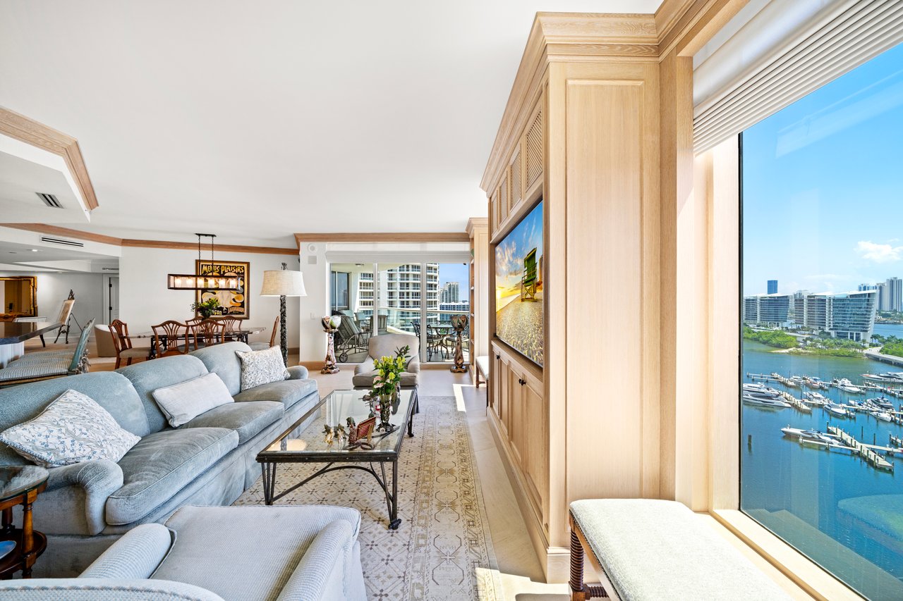 6000 Island Blvd # 1803