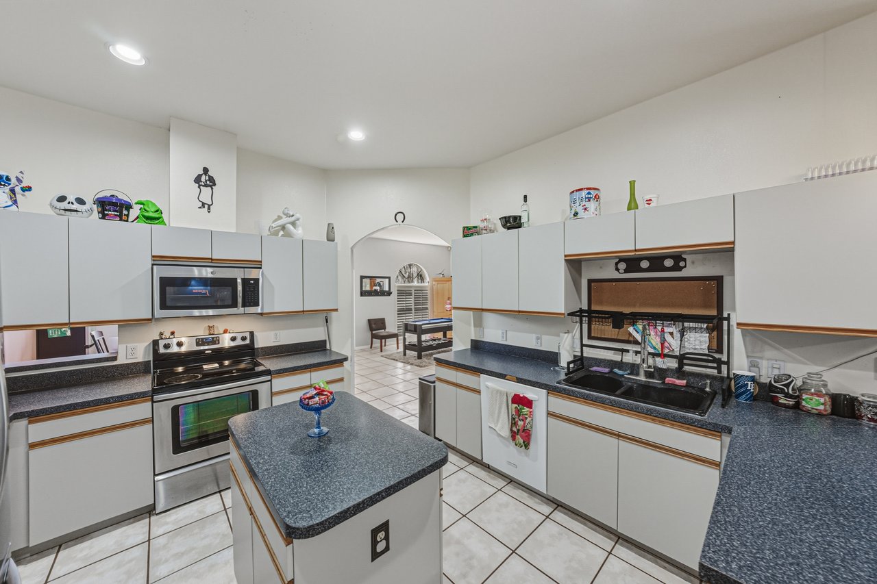 3926 Meadowlark Court