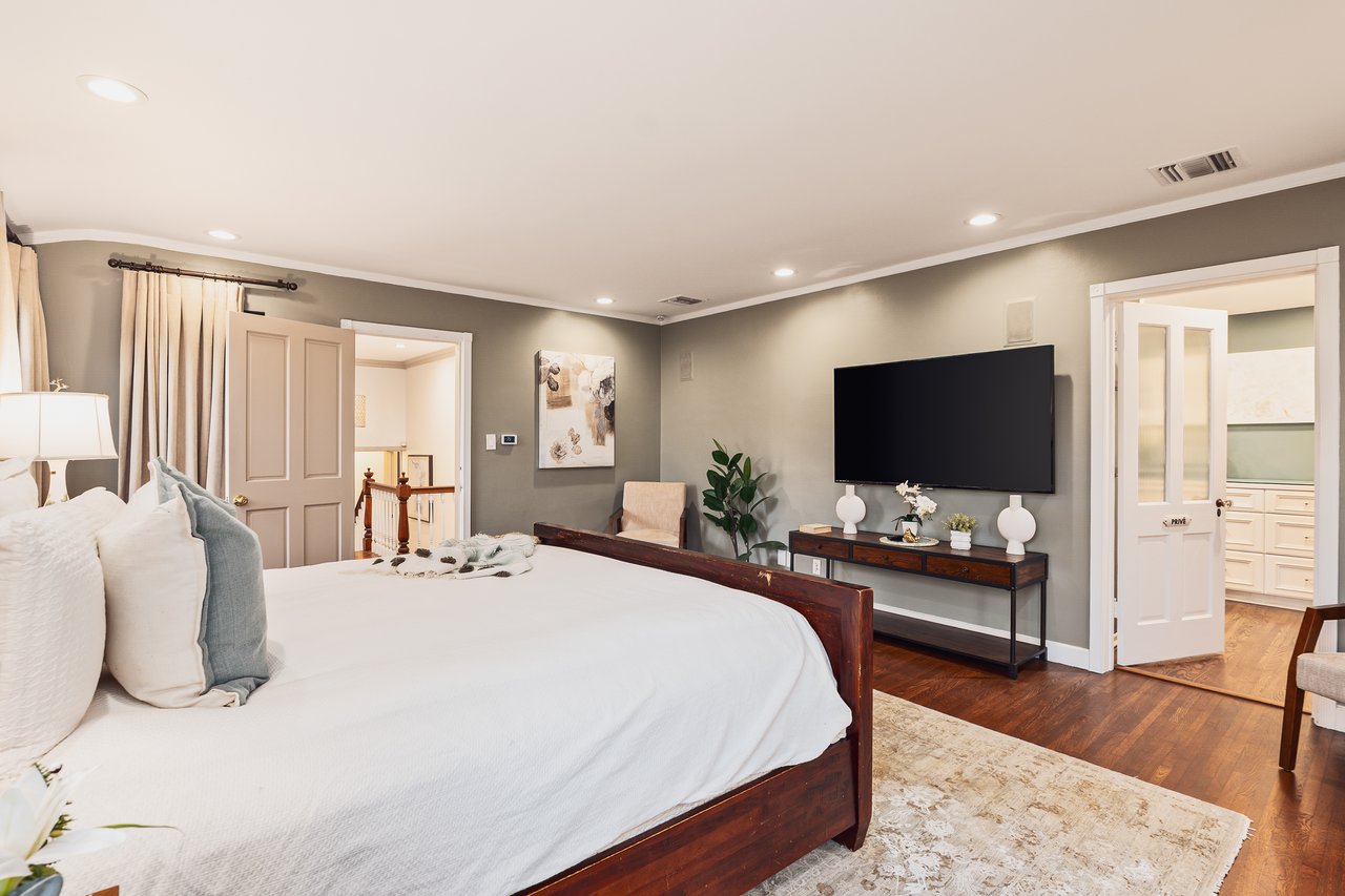 2055 Outpost Dr, hollywood hills