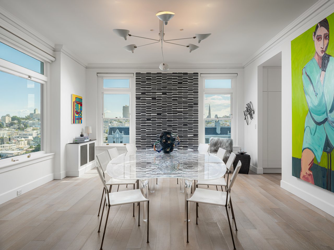 Magnificent Apartment at The Heights
