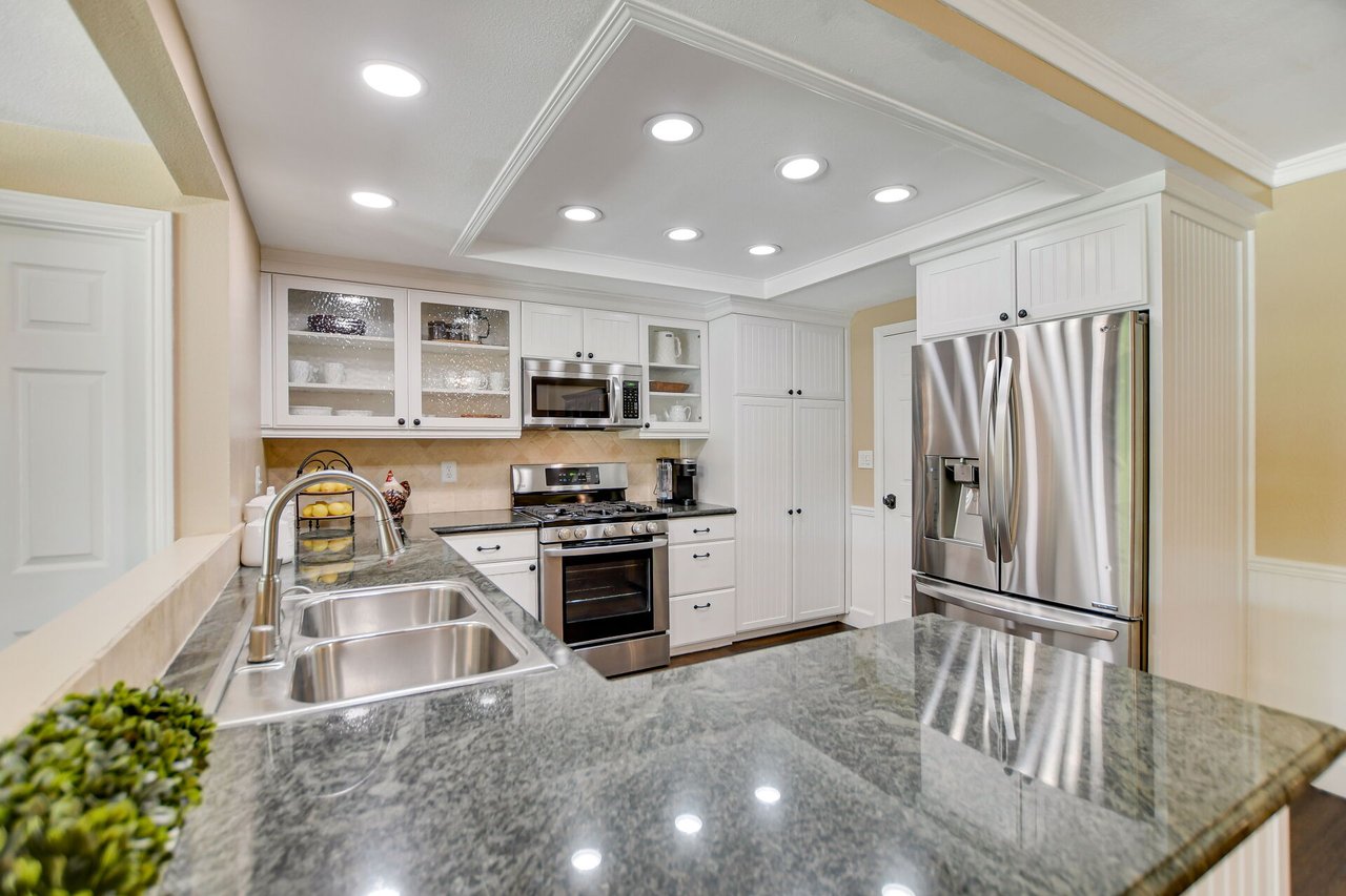 1298 Oak Ridge Drive