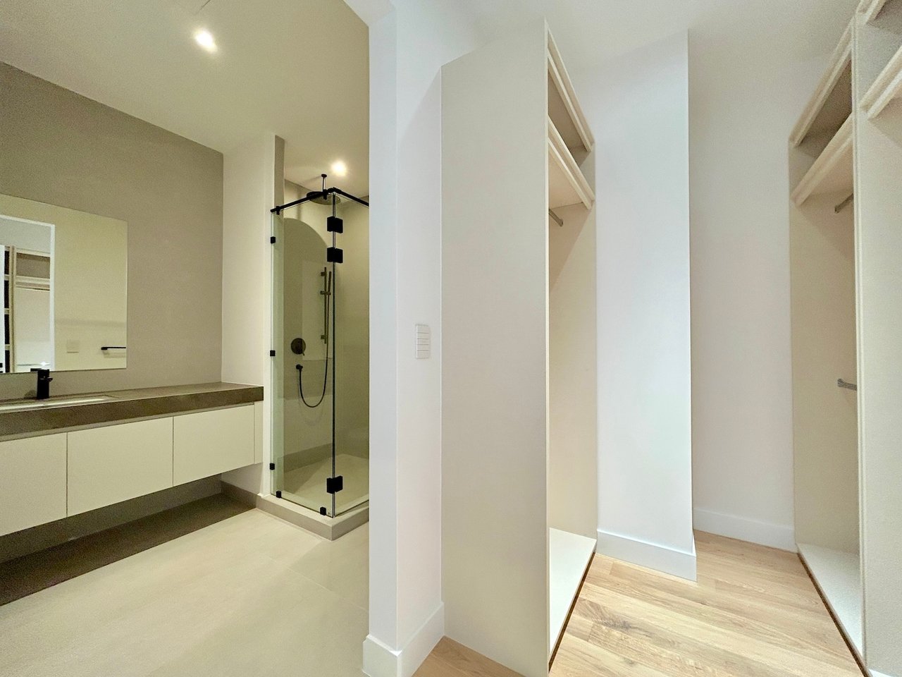 Modern Luxury Panoramic Penthouse, Santa Ana, San Jose