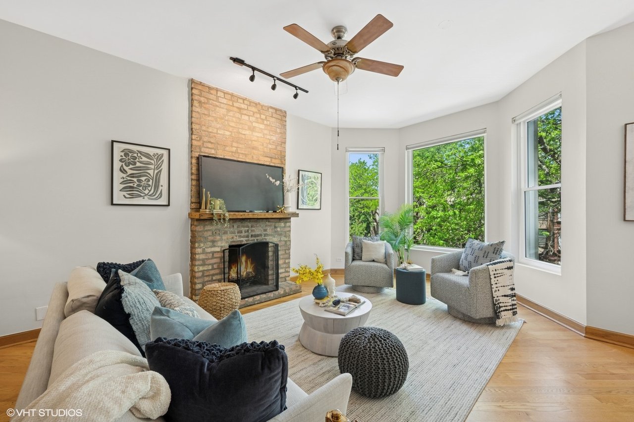 1433 W Cuyler 