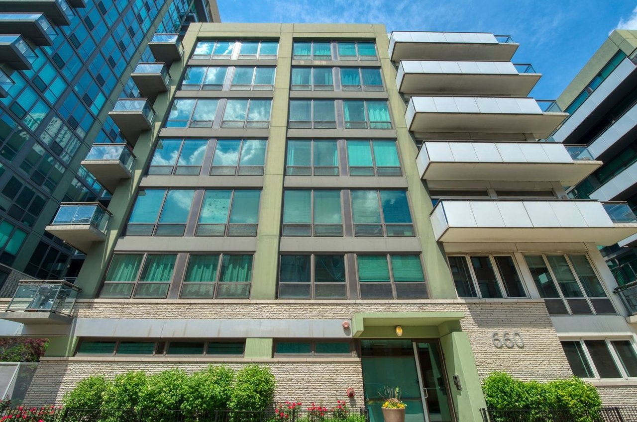 660 W. Wayman, Unit 201B