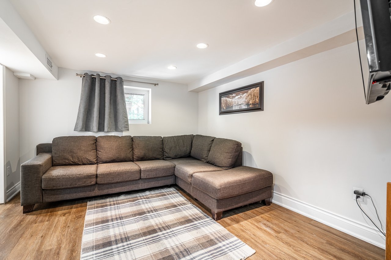 159 Bellefair Ave