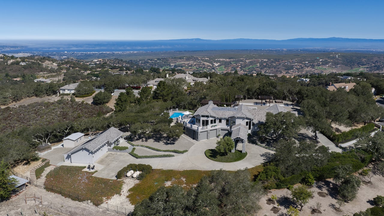 Elevated Living with Panoramic Views