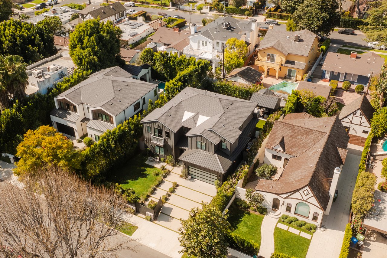 4261 Denny Ave, Toluca Lake 