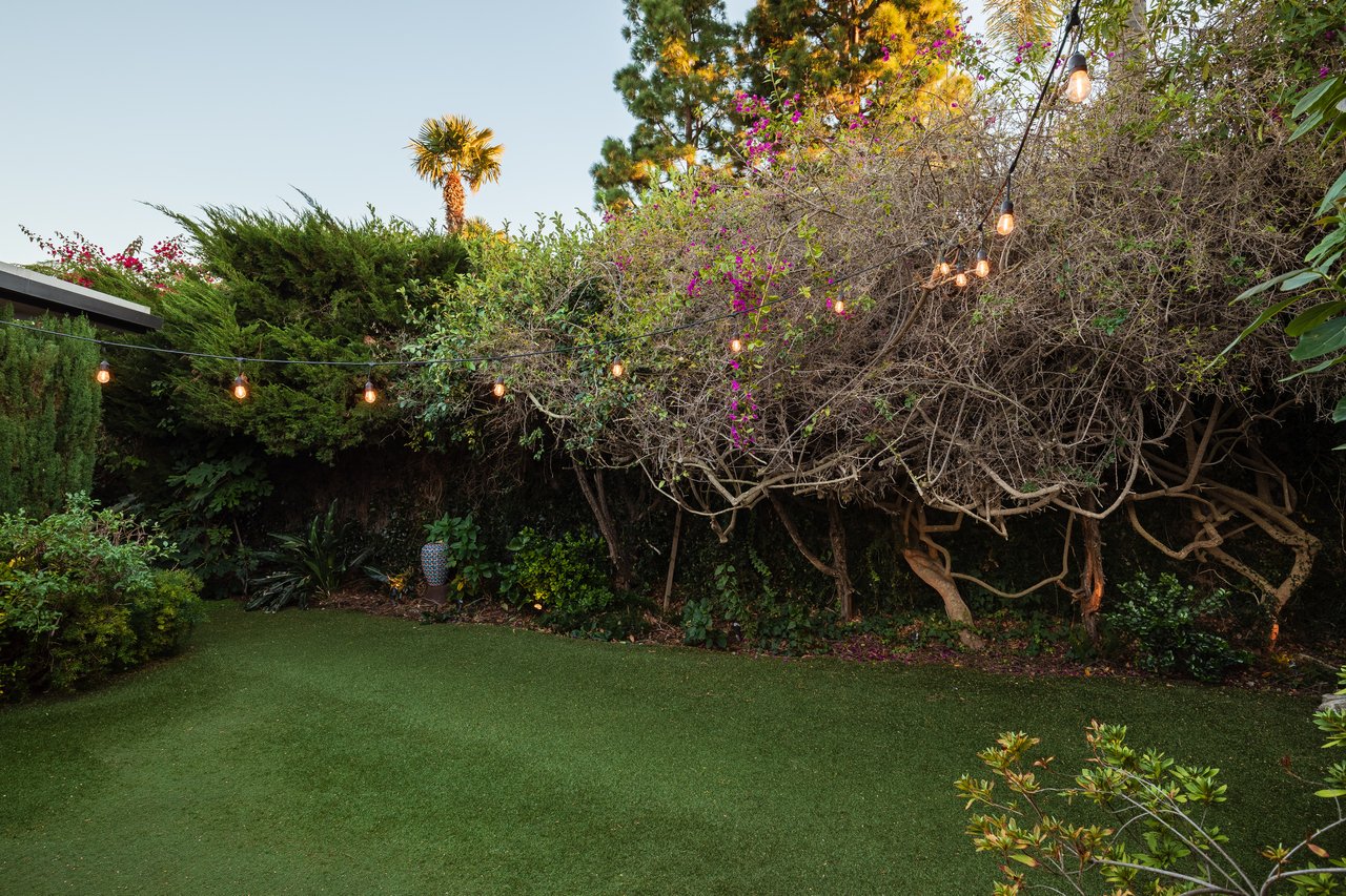 3604 Glenridge Dr, Sherman Oaks 