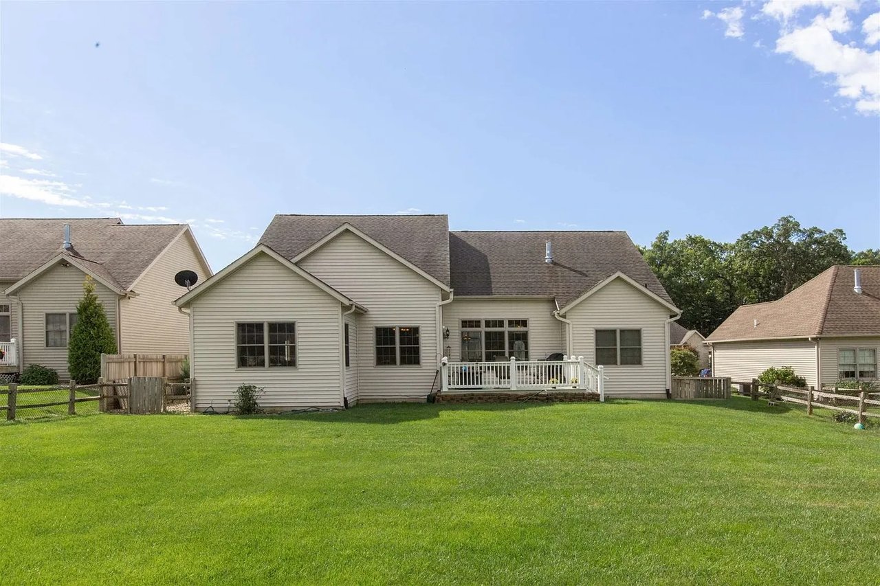 18451 Summer Wind Ln