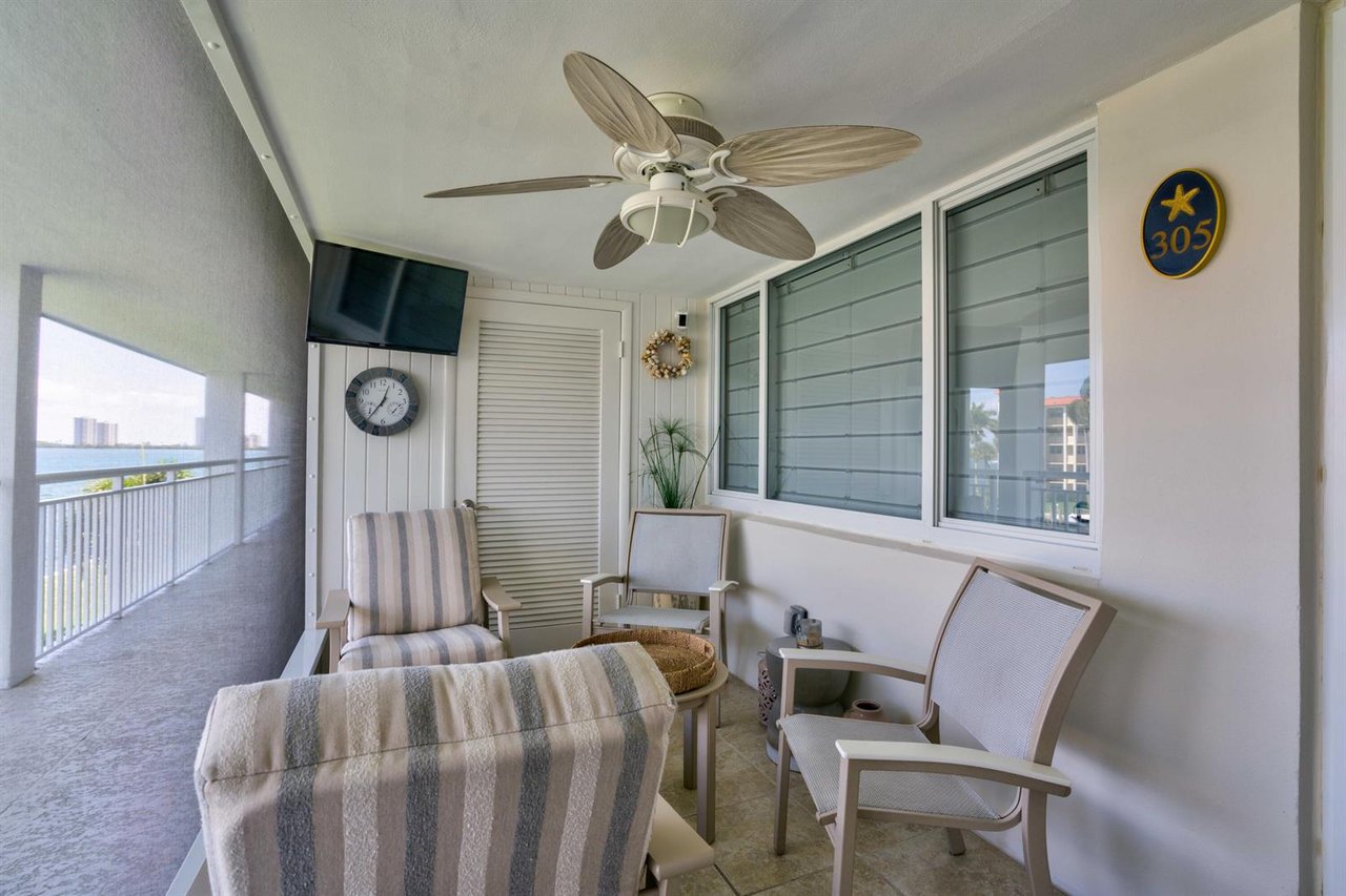 111 Shore Court Ct # 305