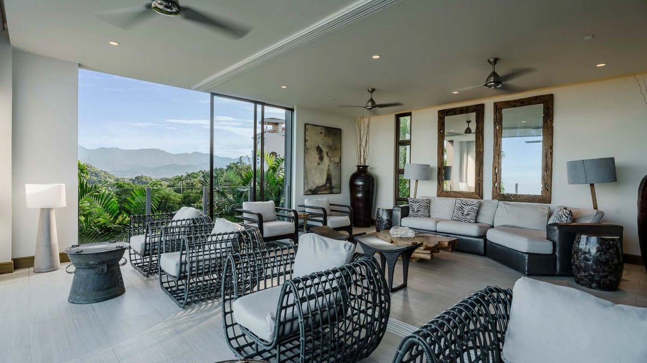 Mirazul, Hill Top Luxury Estate