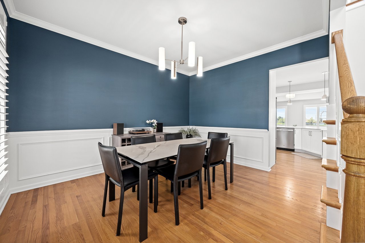 8724 Coventry Dr, Woodridge