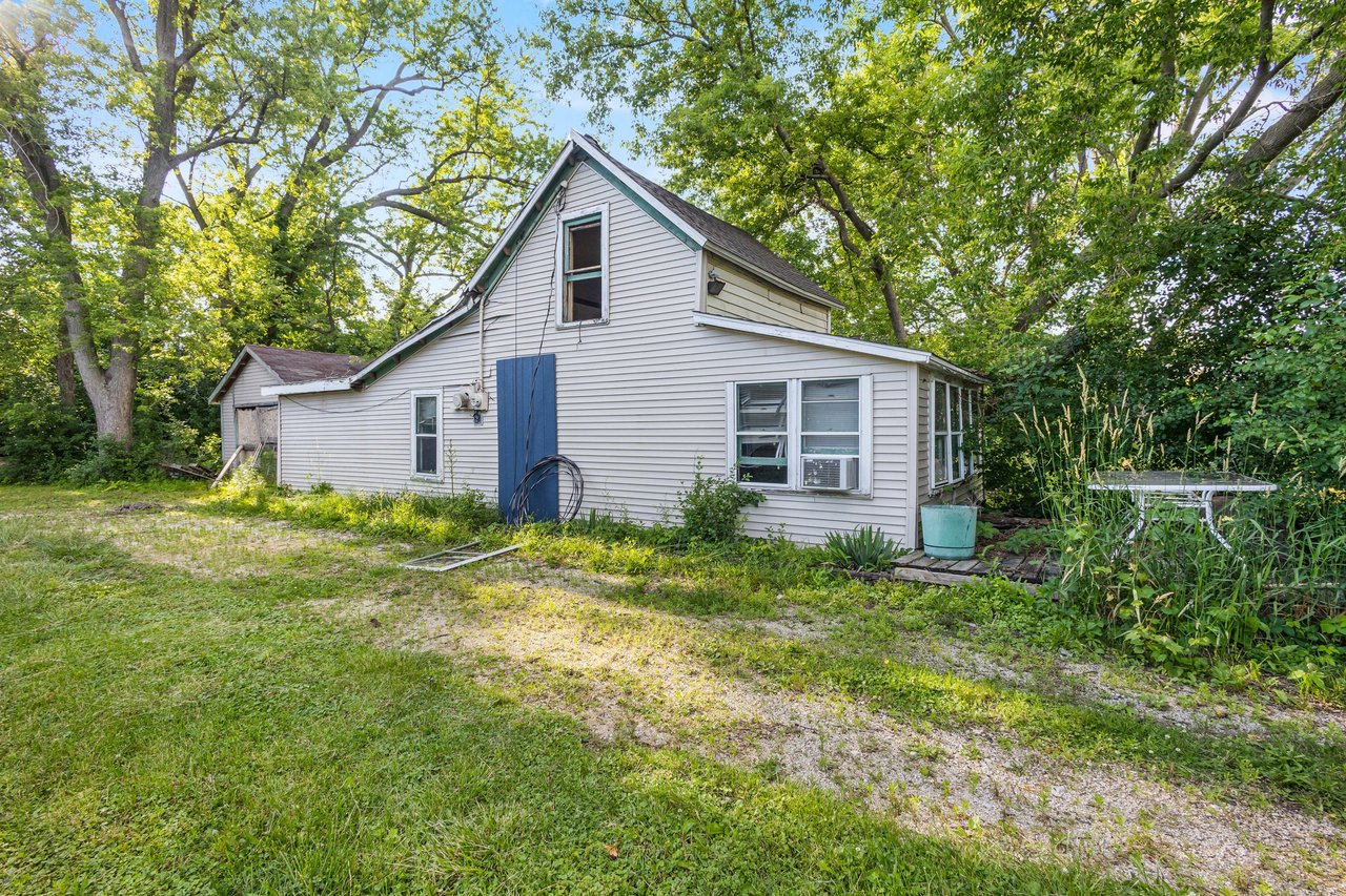 7110 N Tichigan Rd Waterford
