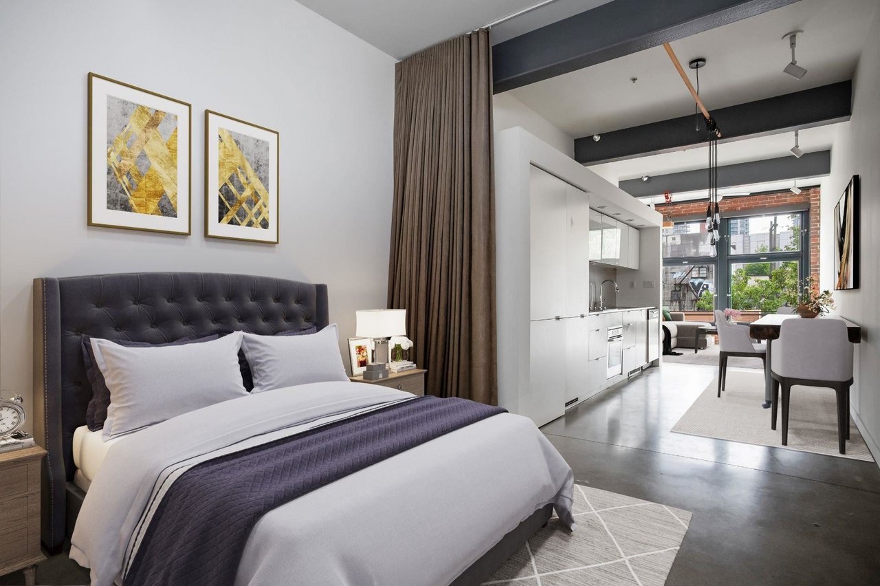53 W Hastings St, #302