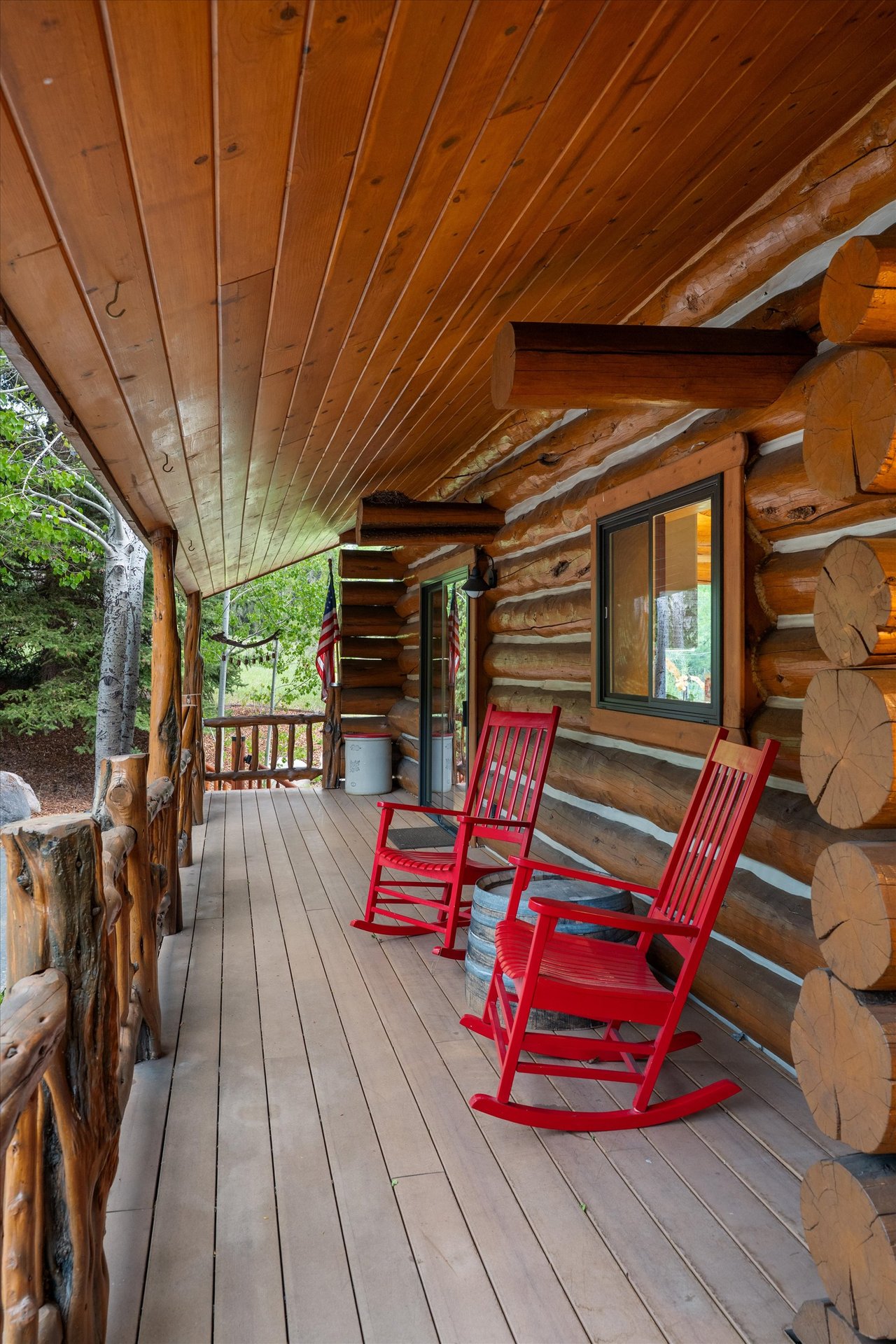 2134 Lower River