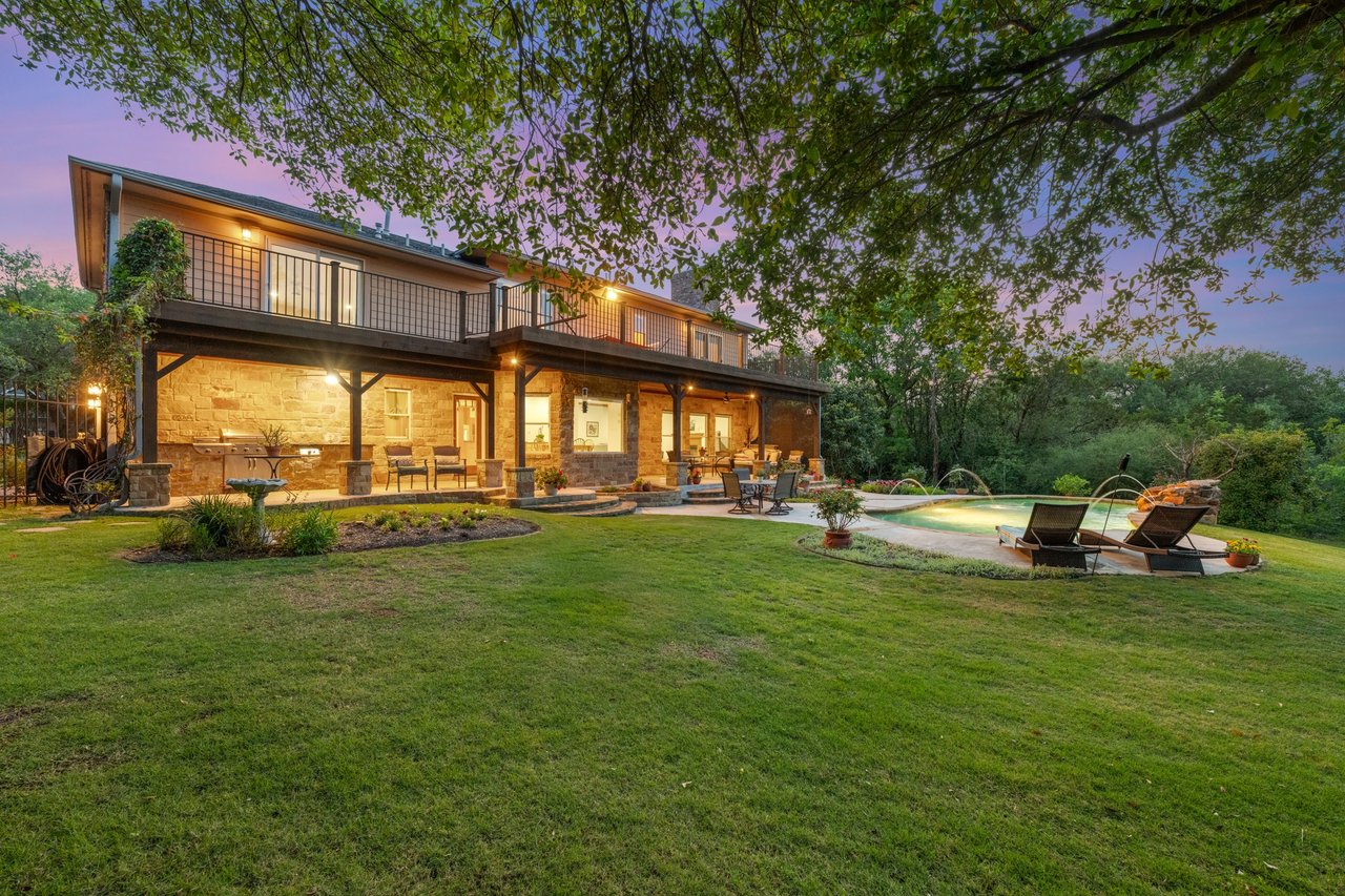 Tucked Away in West Lake Hills