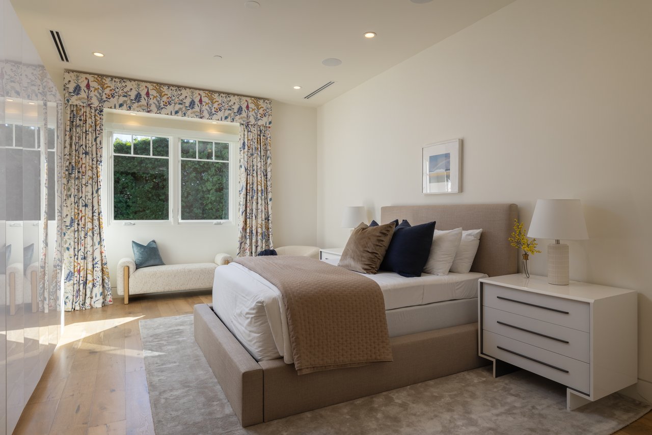 1722 San Remo Dr, Pacific Palisades