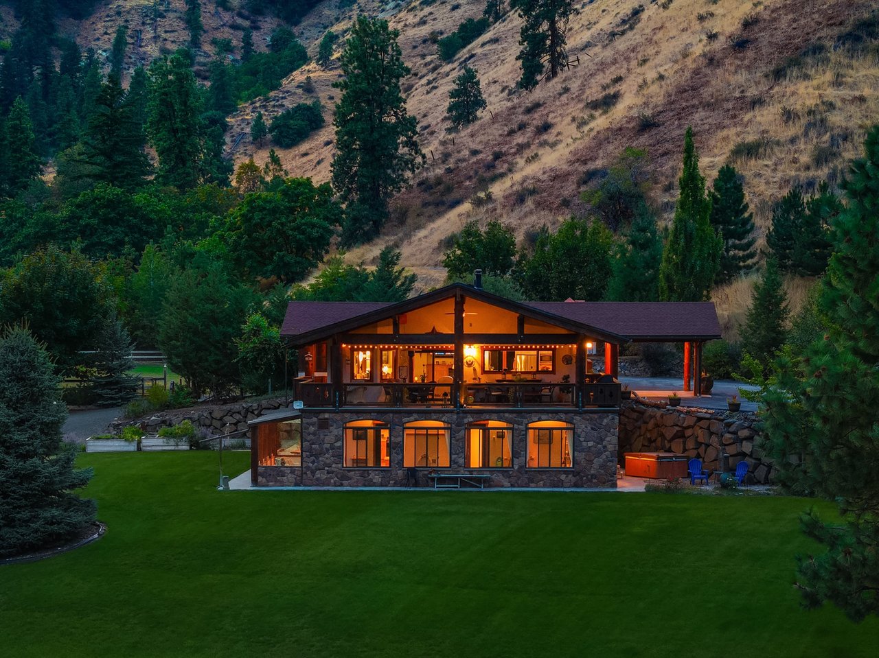 951 Willems Road