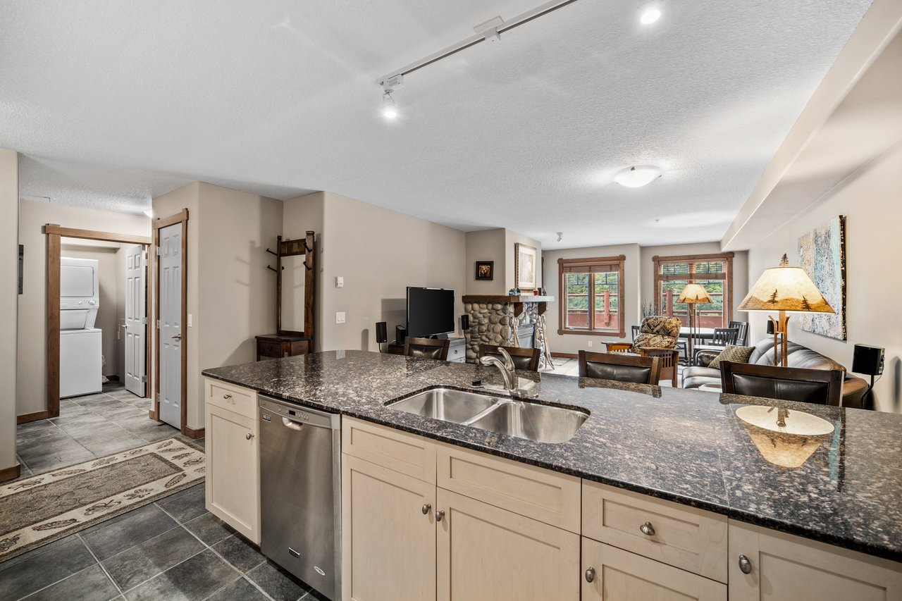 170 Crossbow Place Unit: 103