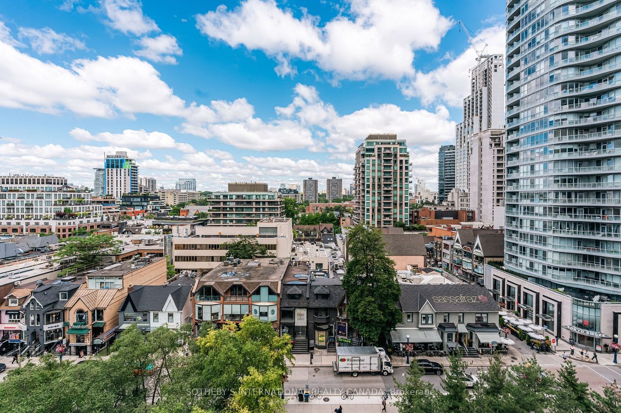 PERFECT SUITE IN YORKVILLE