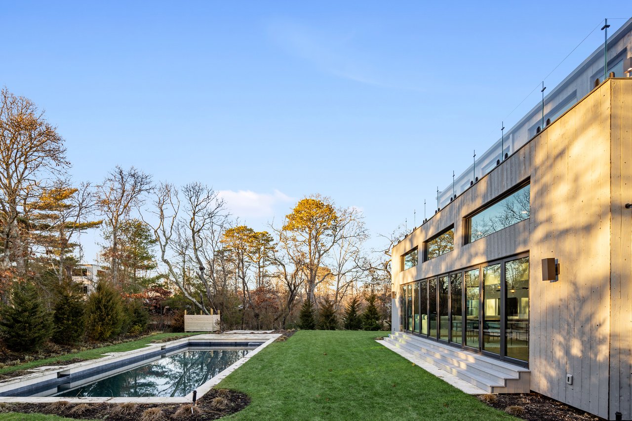 5 Ridge Lane, Hampton Bays