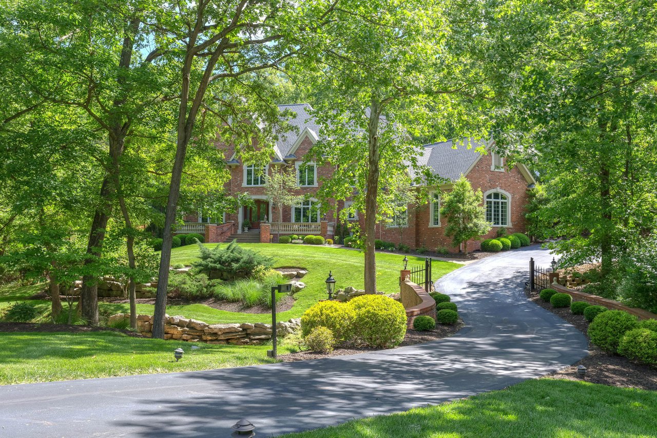 1105 Shepard Oaks Drive