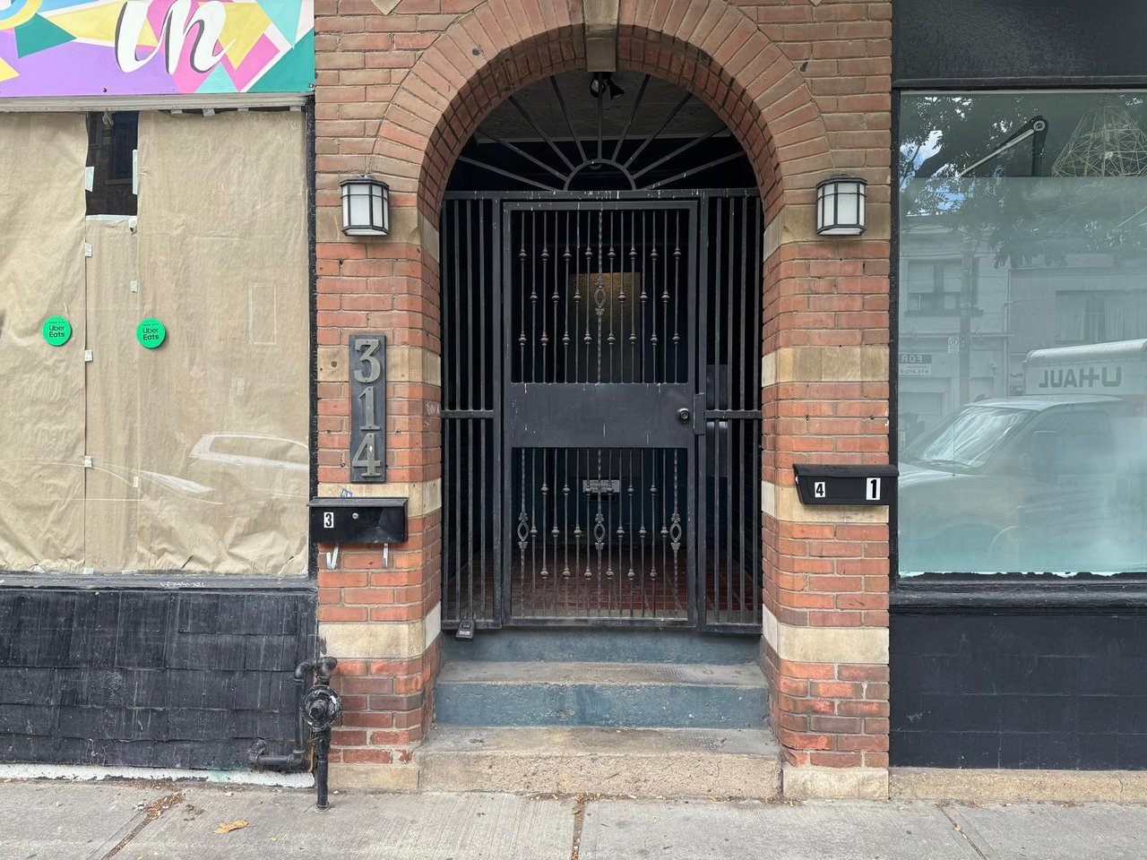 316 Queen St E Unit: 314