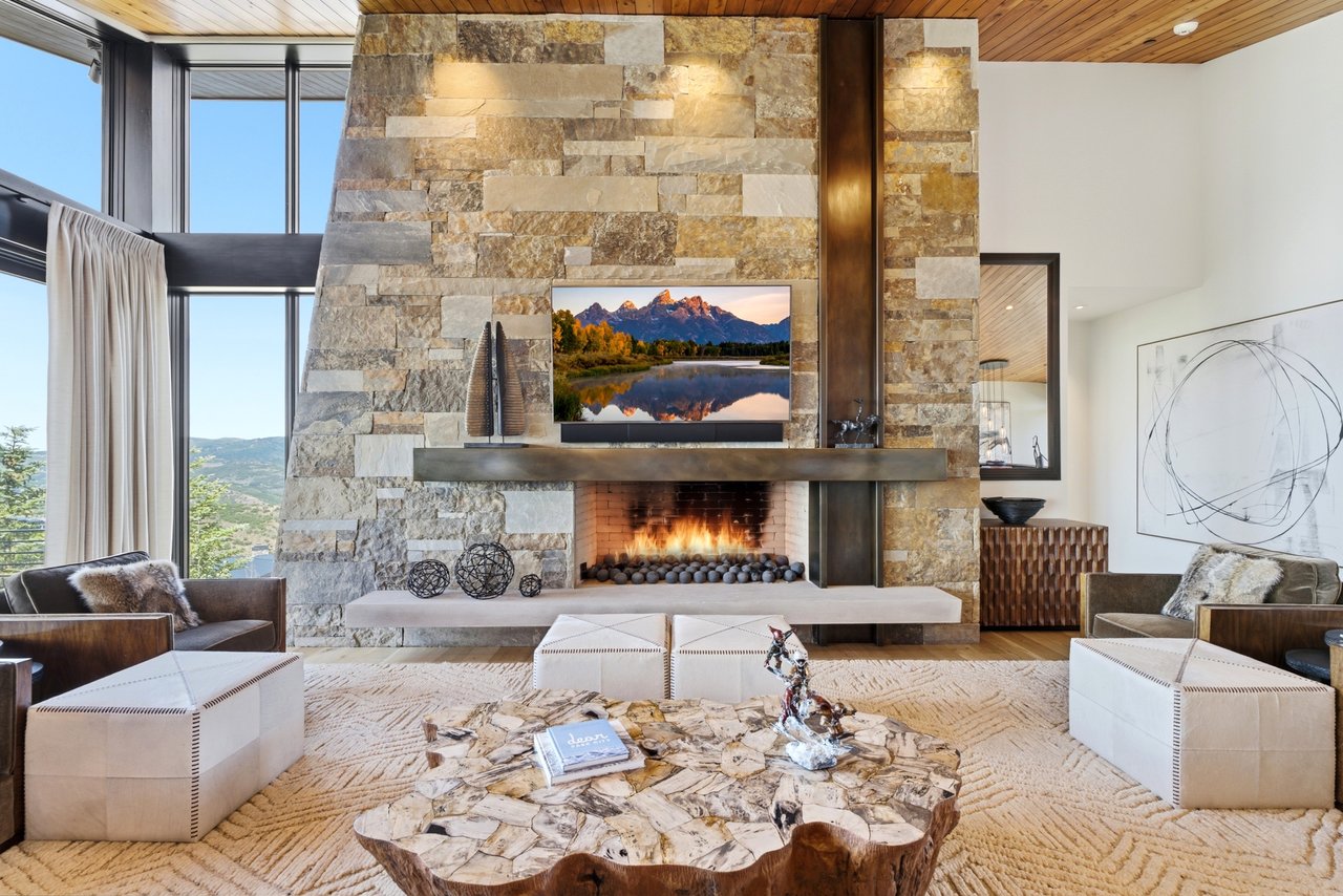 Top-of-Promontory Architectural Estate — Furnished & Turnkey - Front-Row Mountain Views