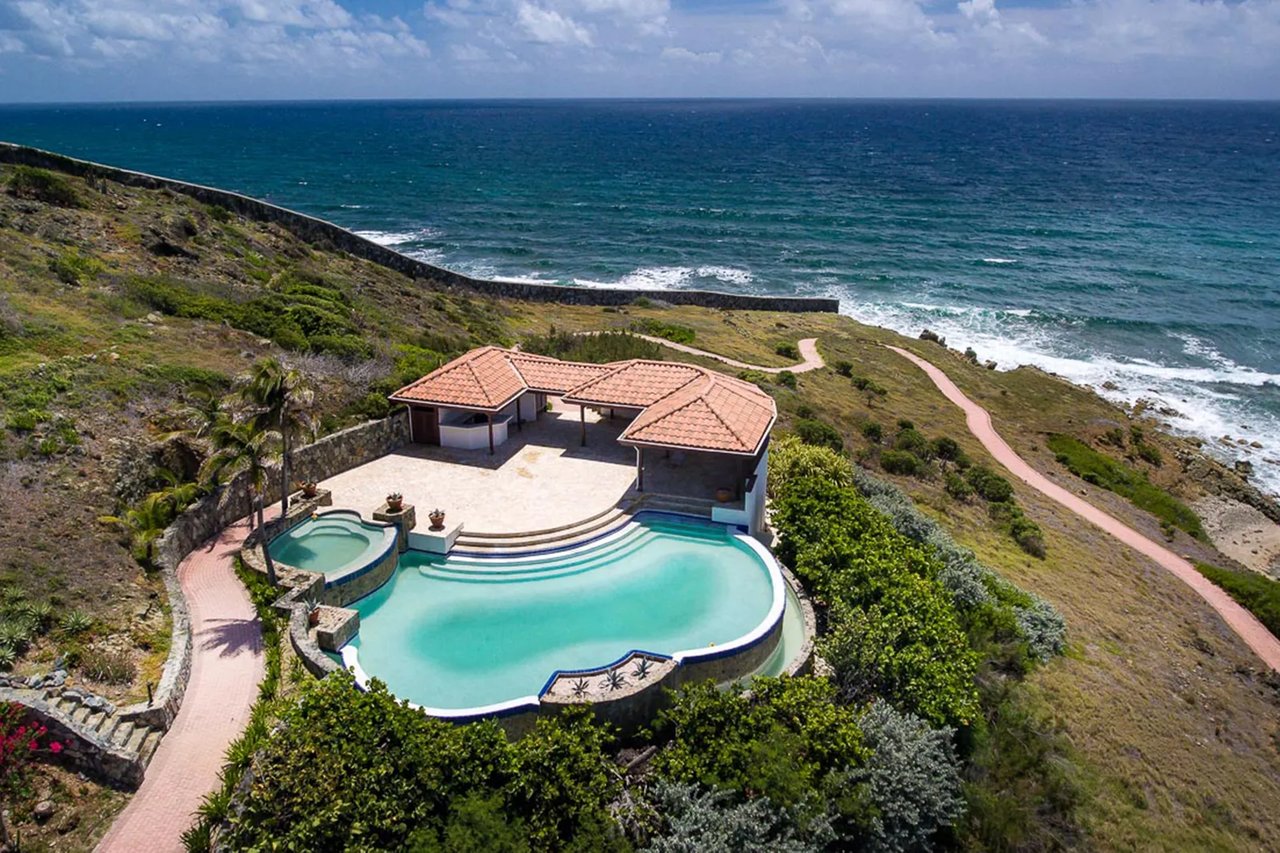 The Seafire Estate - The Jewel of St. Maarten 