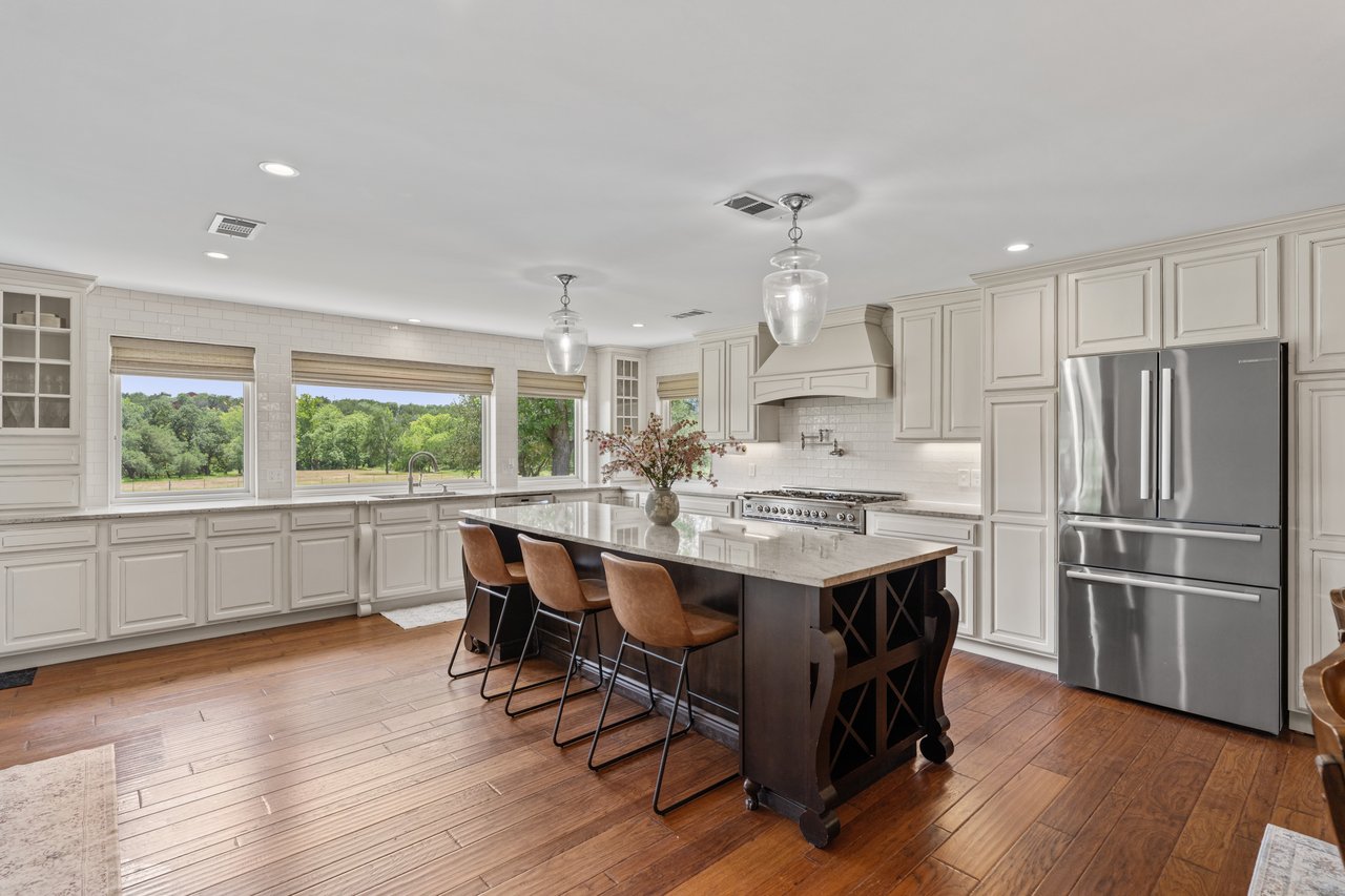 14909-B Fitzhugh Road