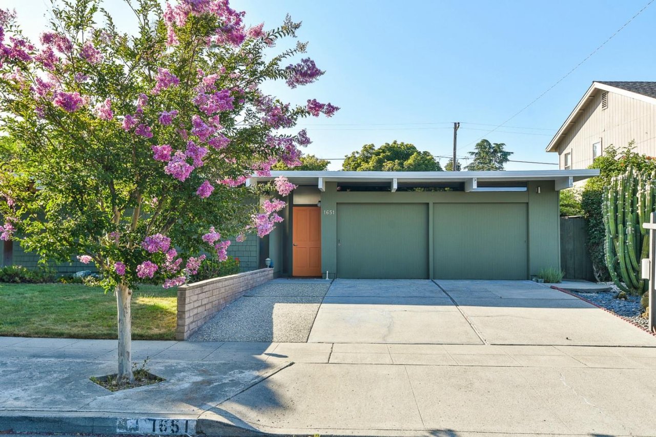 1651 Fairorchard Avenue