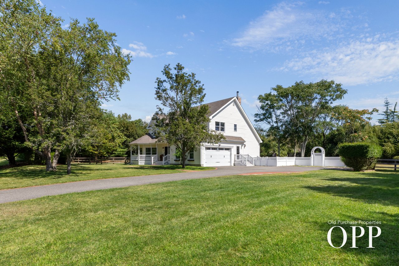 1.28 Acres of Updated Living in Brookhaven Hamlet