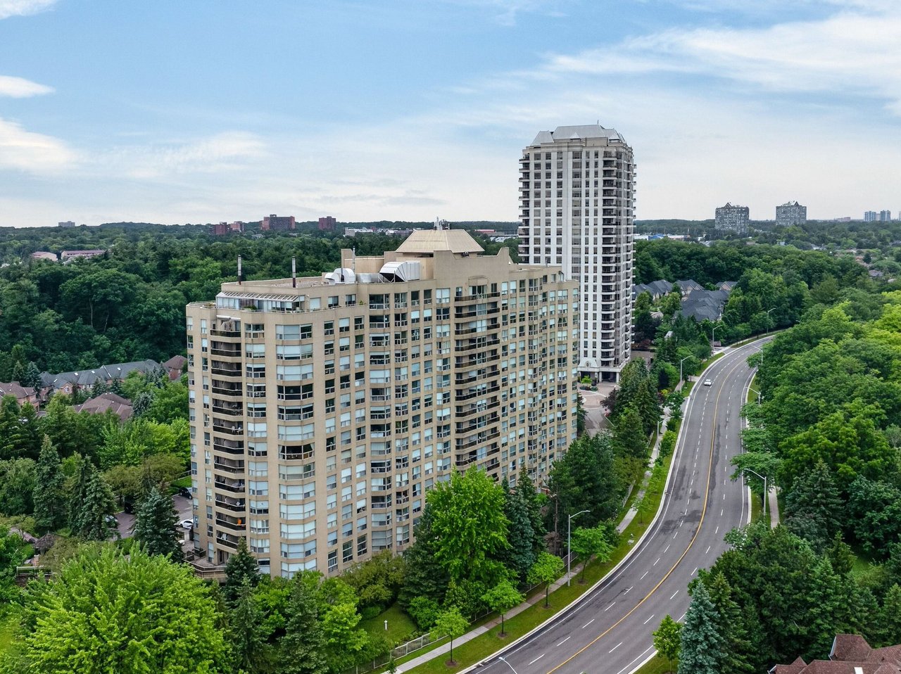 208-1800 The Collegeway