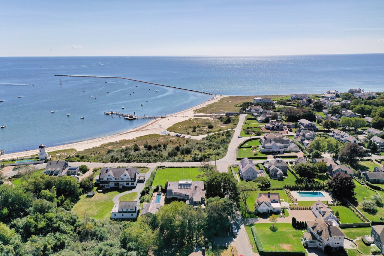 Classic Hyannis Port Grandeur with Timeless Coastal Elegance