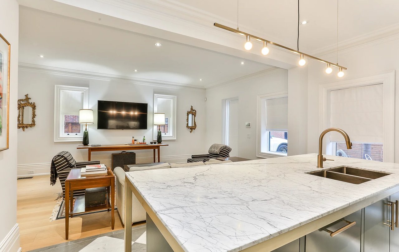 38 Beaconsfield Ave 