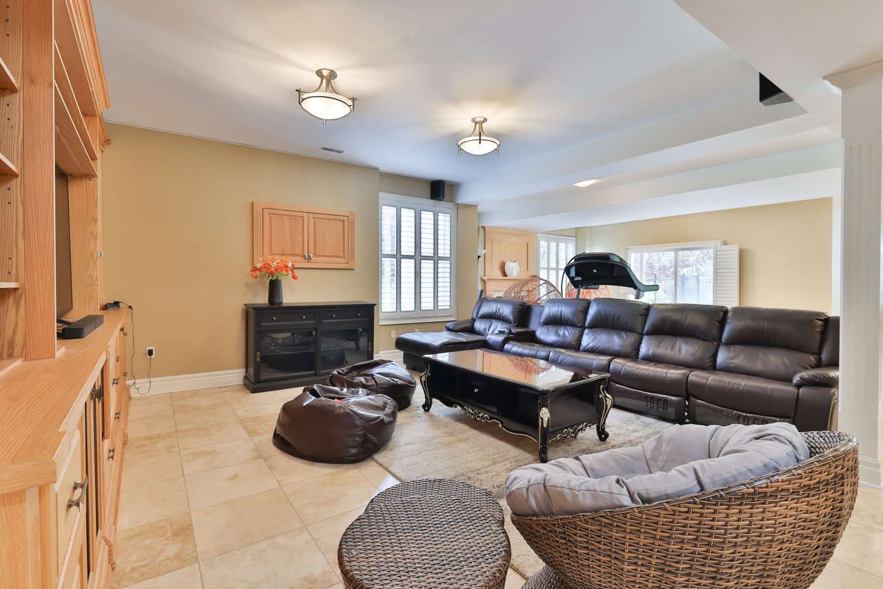 1832 Chesbro Crt