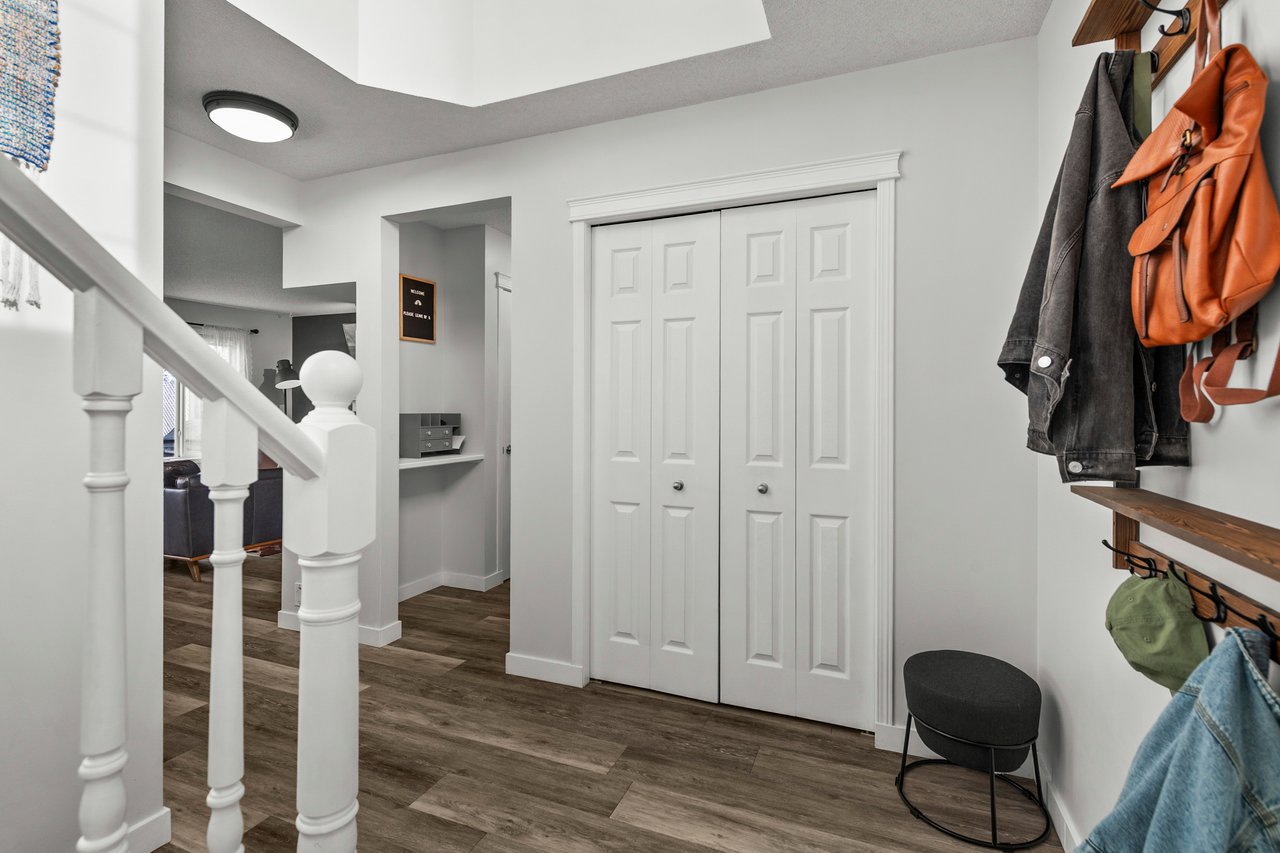 218 Coville Circle NE