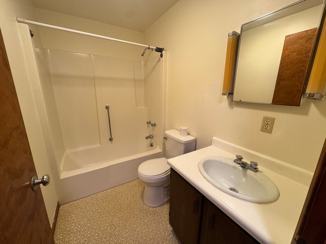 267 Main St #7 Thomaston 