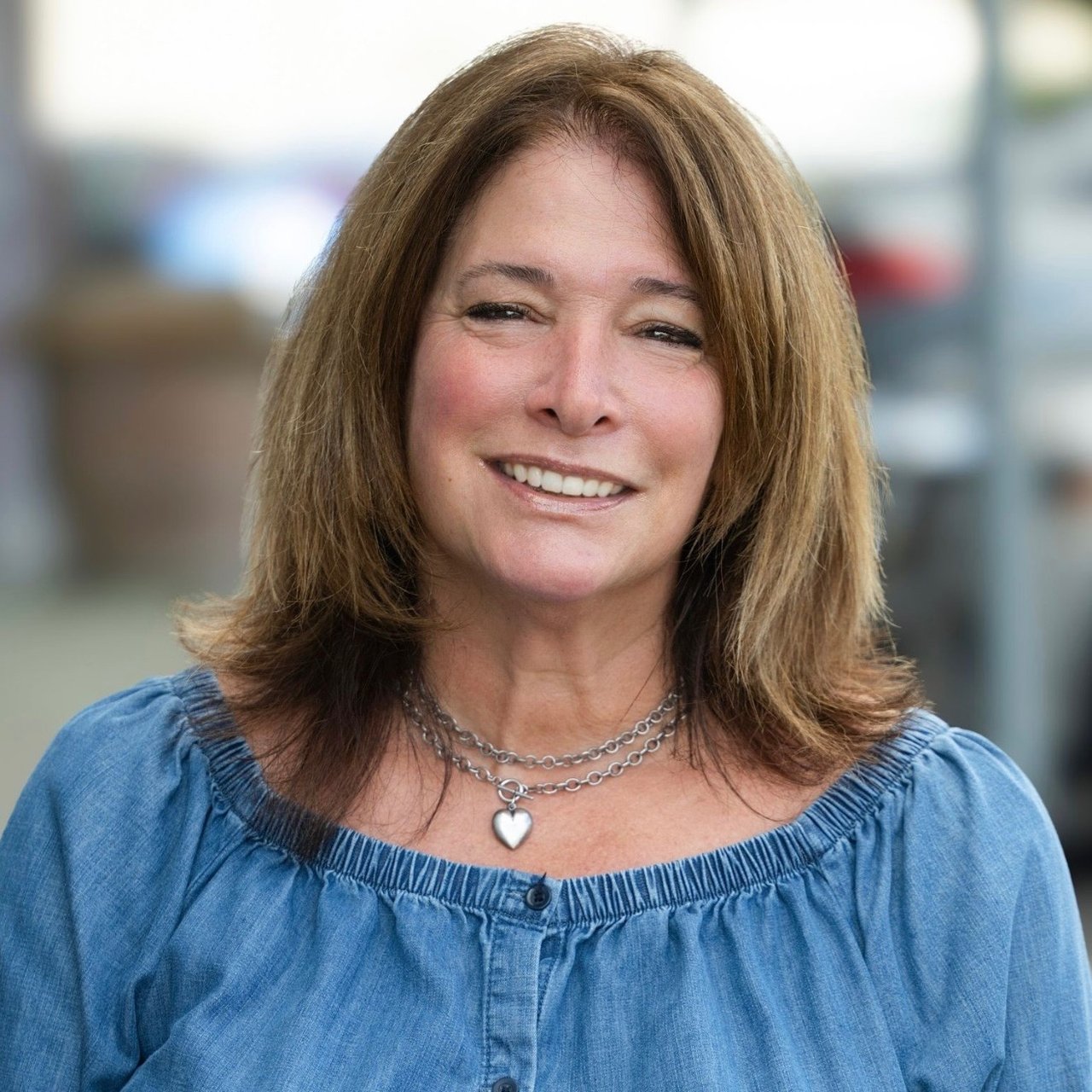 Janey Kaplan San Rafael, CA Real Estate Agent Headshot